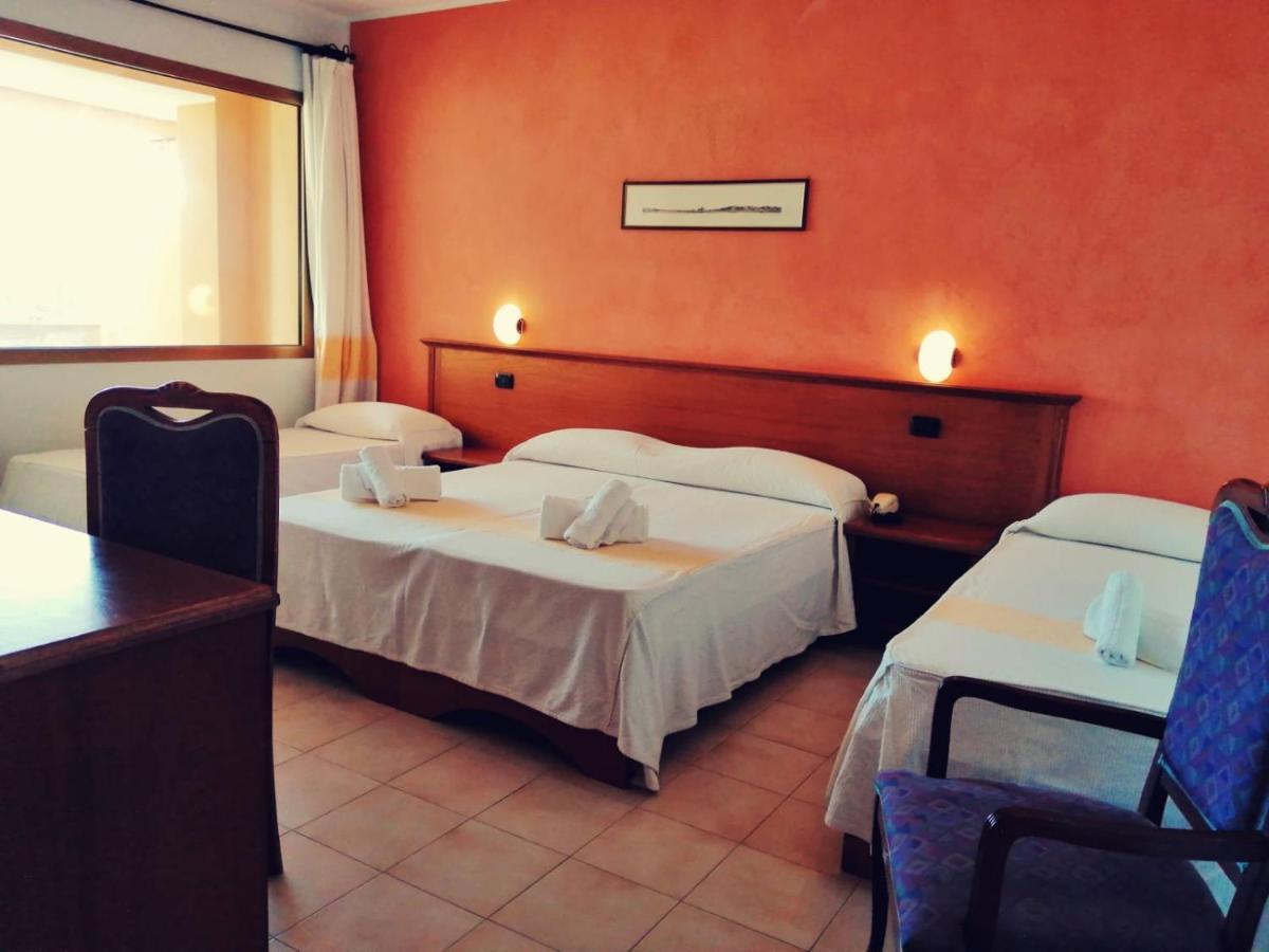 Malaspina Hotel & Resort Bosa Buitenkant foto