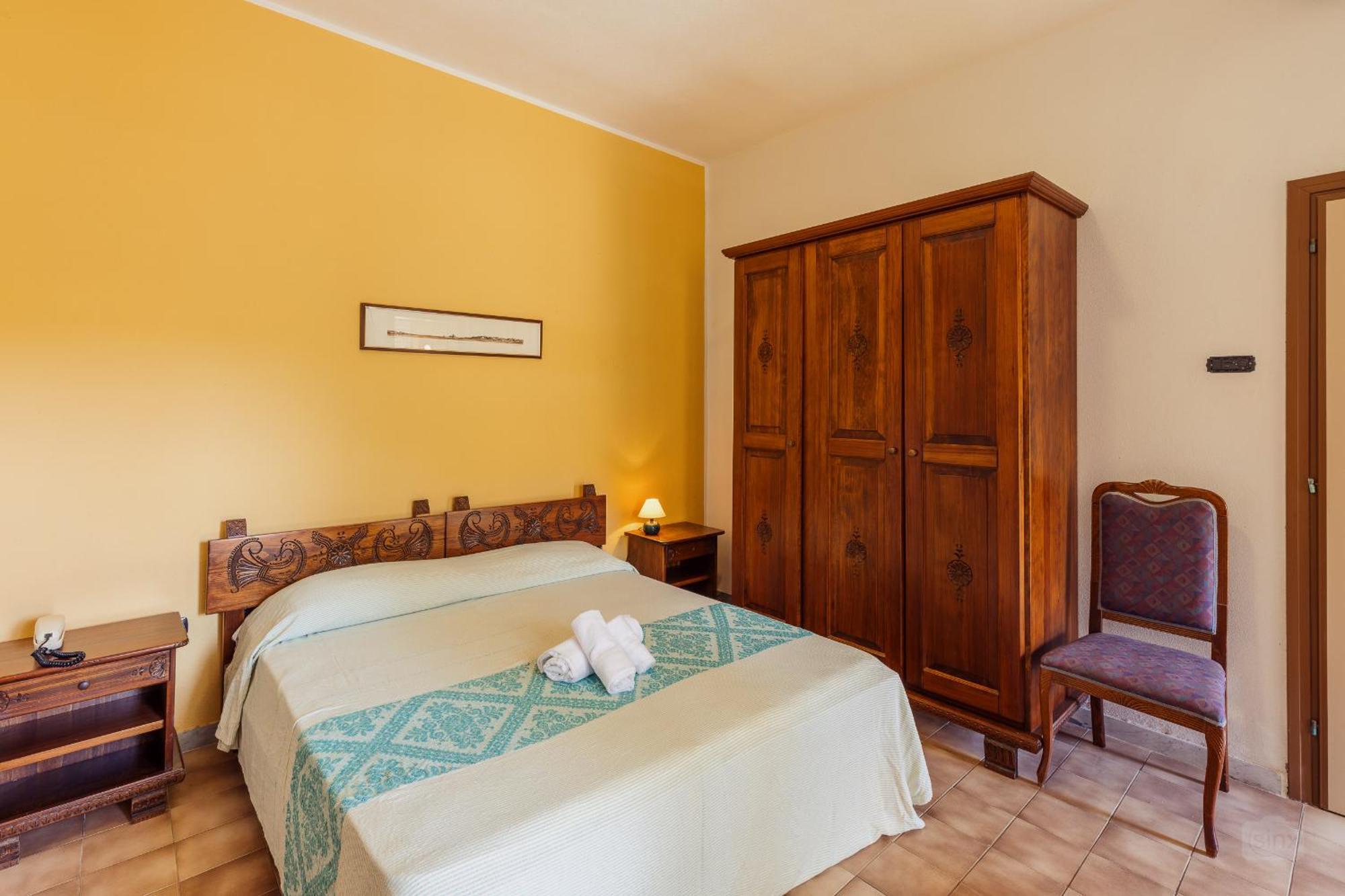 Malaspina Hotel & Resort Bosa Buitenkant foto