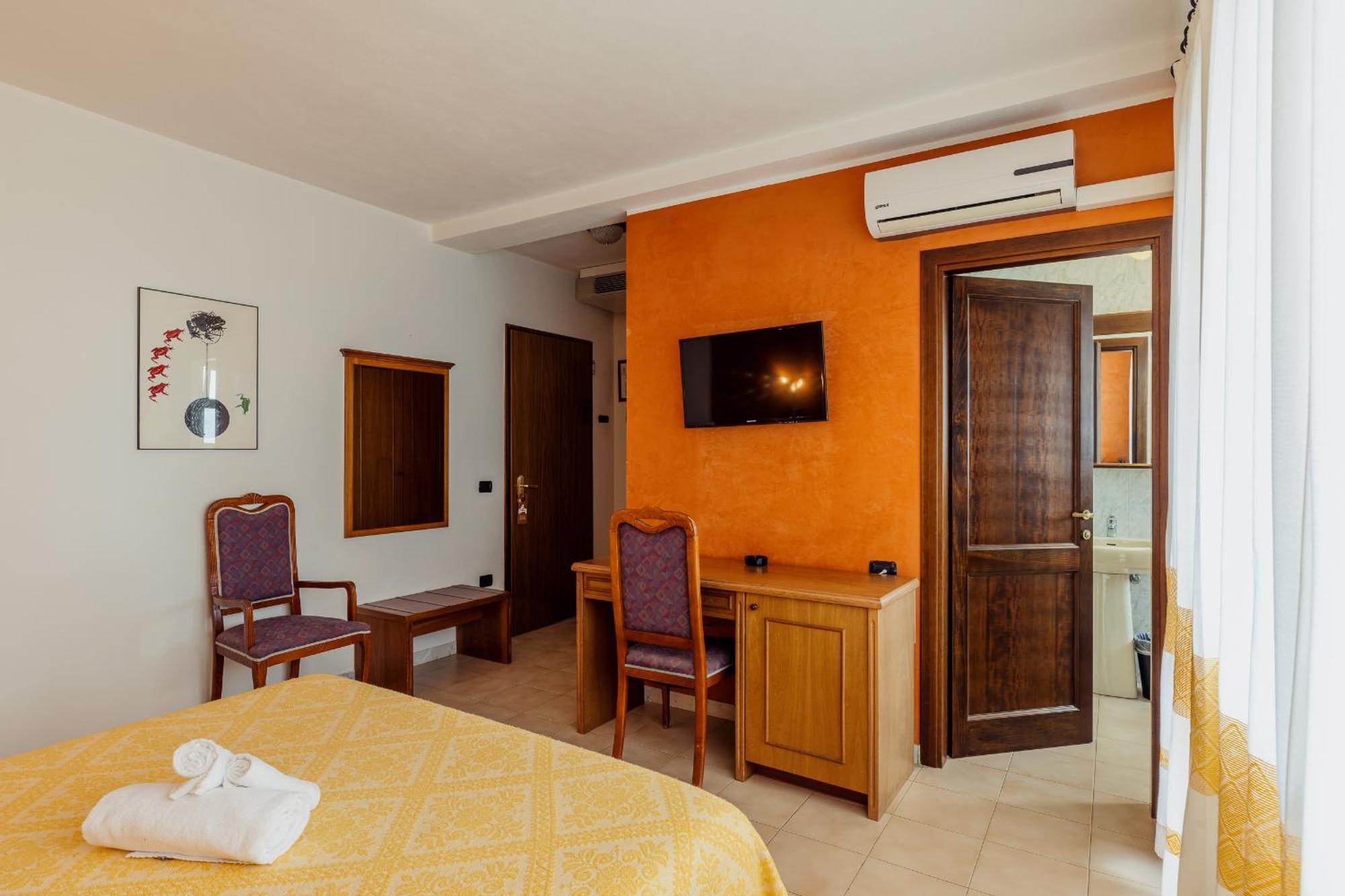 Malaspina Hotel & Resort Bosa Buitenkant foto